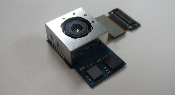 13M ISO anti-shake camera